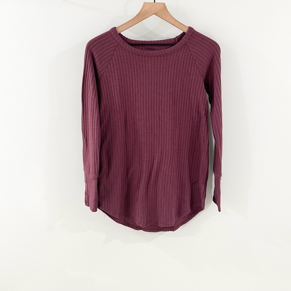 Chaser Long Sleeve Waffle Knit Thermal Top Burgundy Size Small - Picture 2 of 6